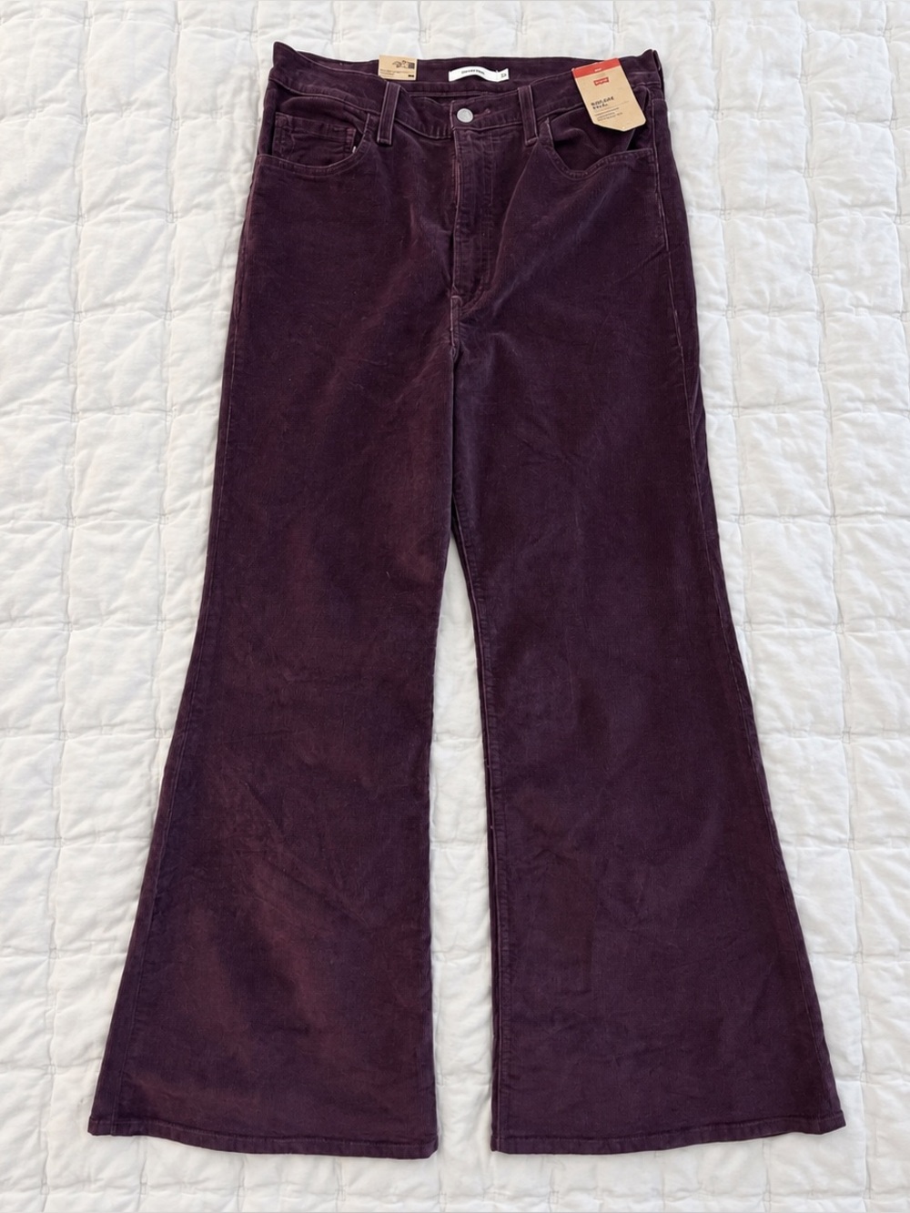Levi’s Ribcage Bell Corduroy Pants Flare High Rise Womens 32x32 Plum Purple NWT